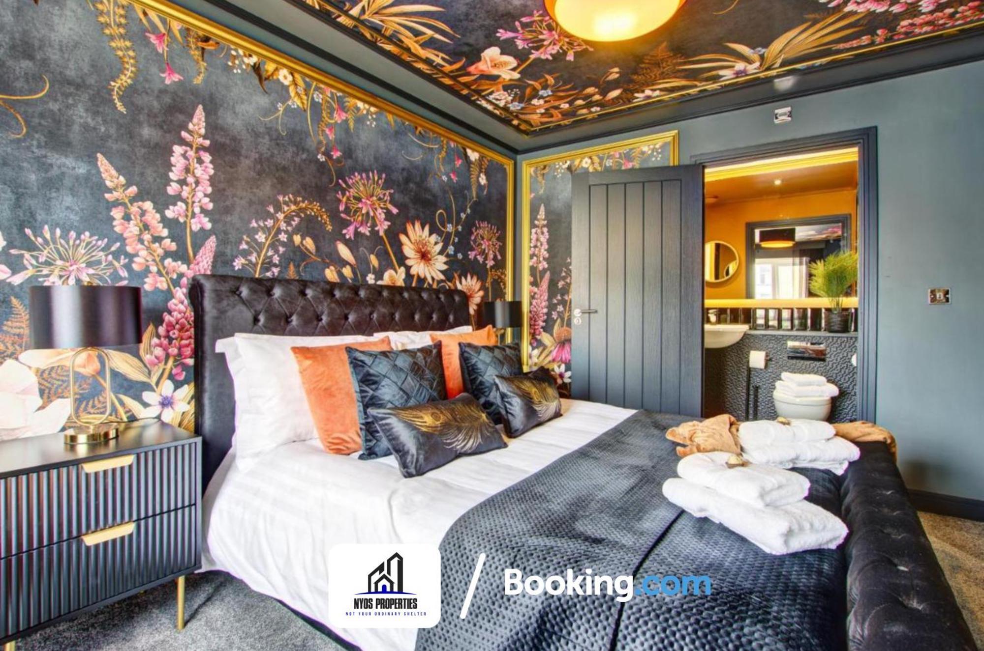 3 Bedroom Home By Nyos Properties Short Lets & Serviced Accommodation Manchester With Garden Exterior photo